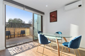 Savvy Seaside Escape Dromana